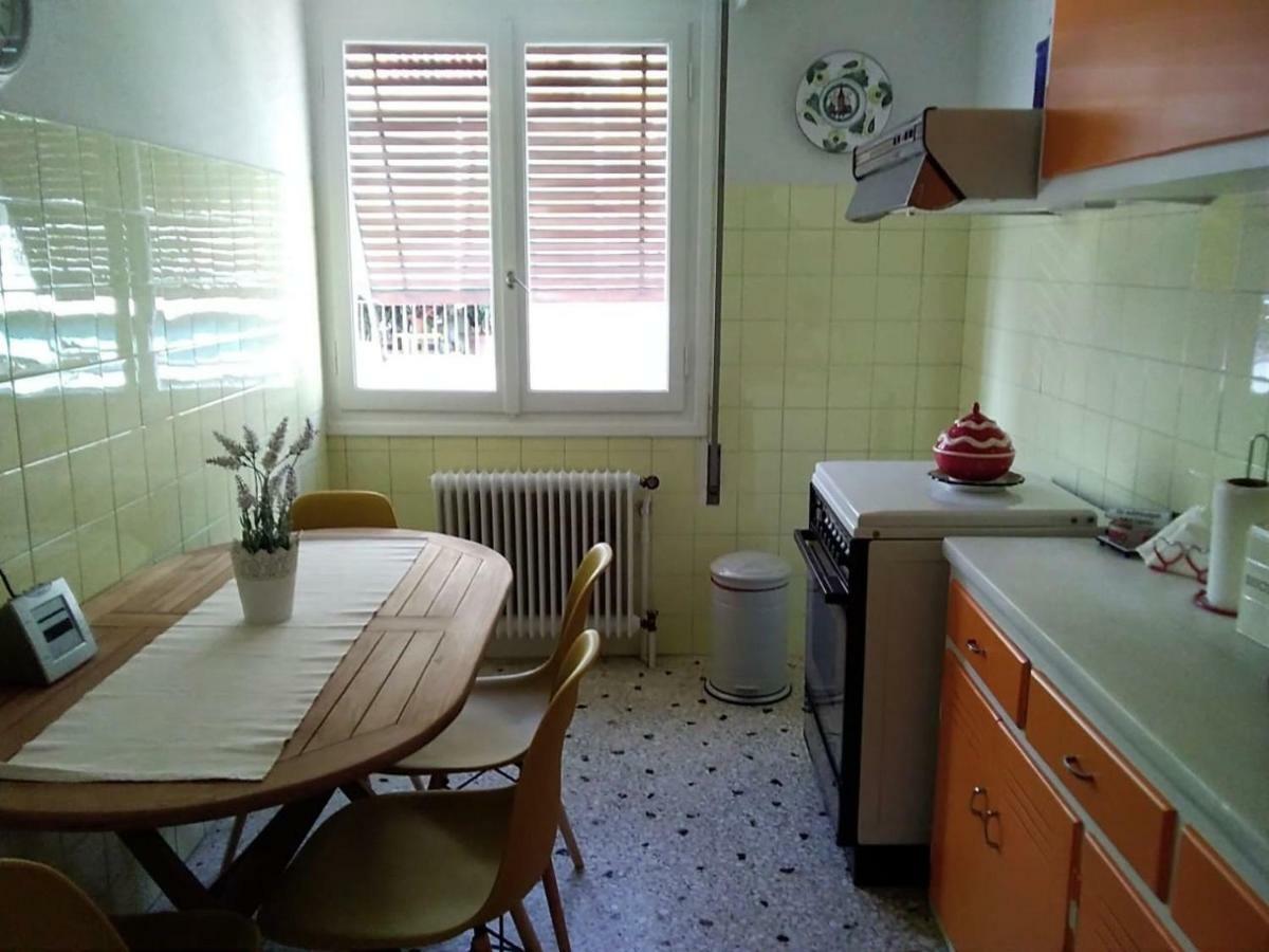 Dora'S Apartment Ateny Zewnętrze zdjęcie